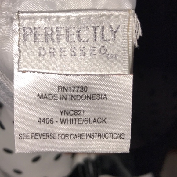 Perfectly Dress - Picture 2 of 4